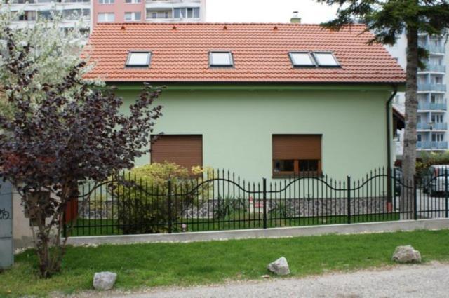 Vila Ria Bed & Breakfast Bratislava Exterior photo